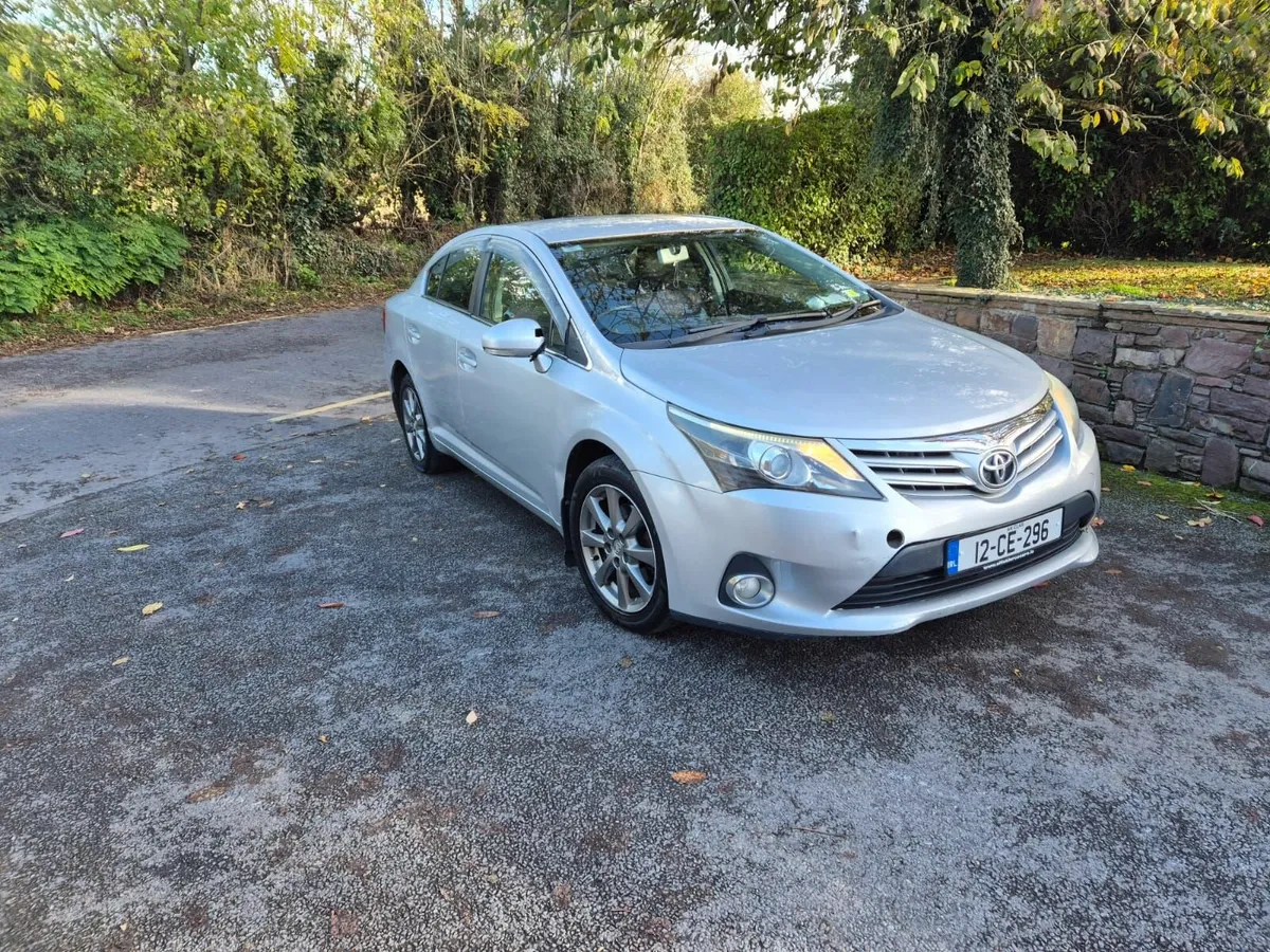 Toyota Avensis 2012 - Image 1