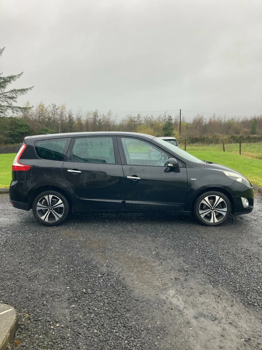 2012 Renault Grand Scenic Bose 7 Seat - Image 2