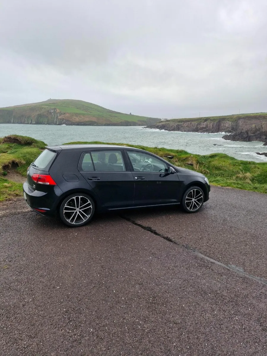 Volkswagen Golf 2014 - Image 1