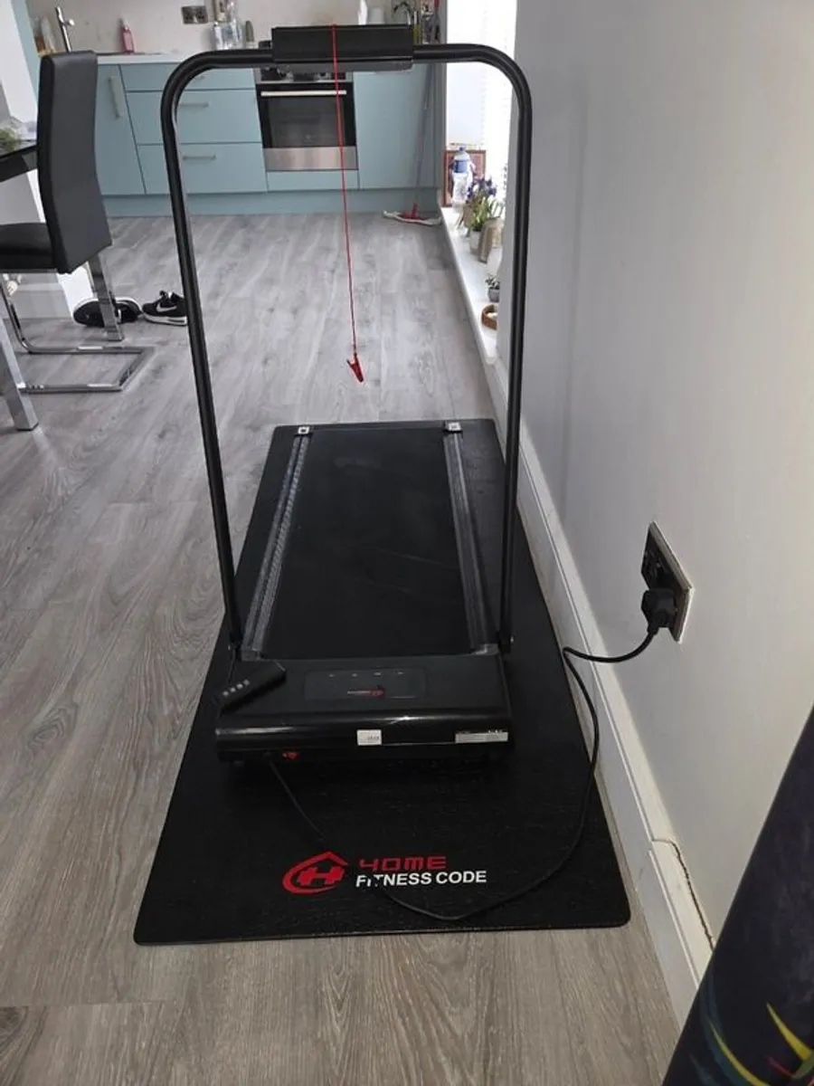 Treadmill - Image 1