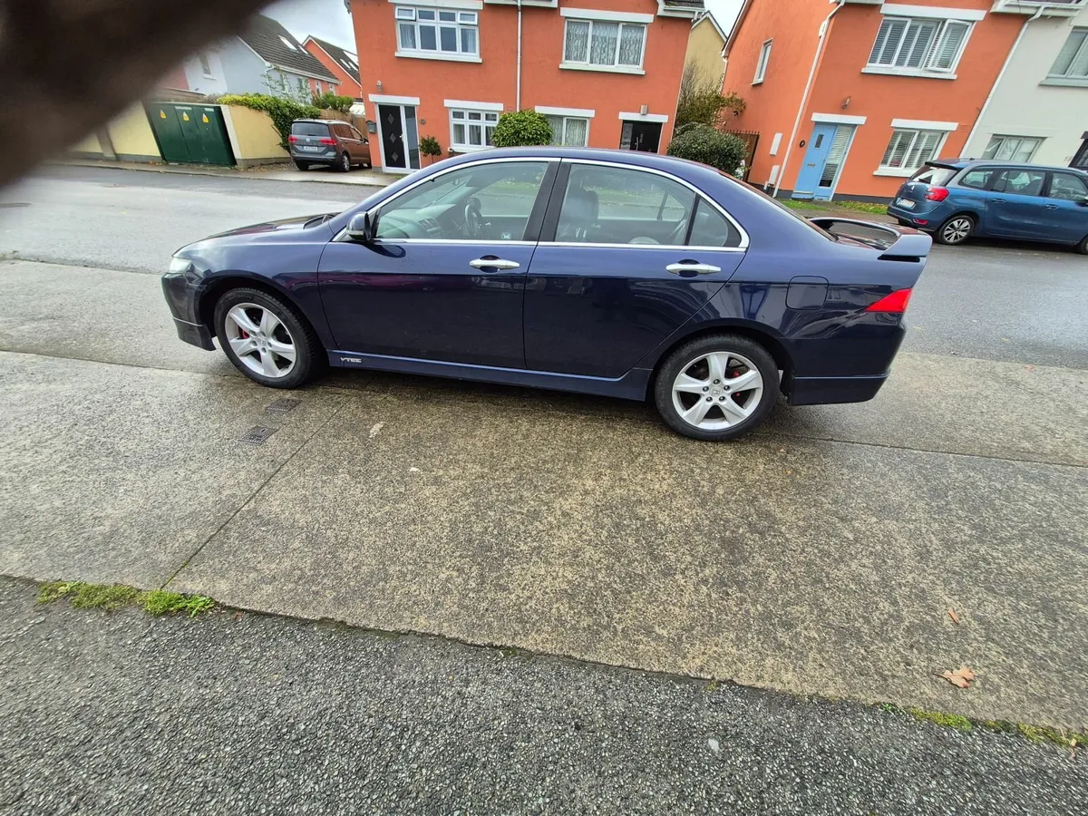 Honda Accord 2007 - Image 1