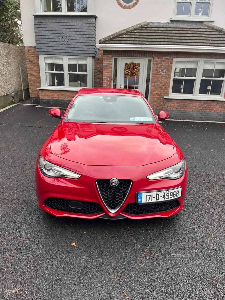 ALFA ROMEO GIULIA 2.2 TD SPECIALE 180BHP 4DR AUTO - Image 1