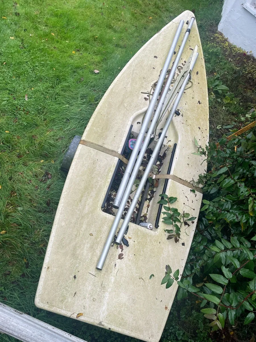 Laser sailing boat - Image 4