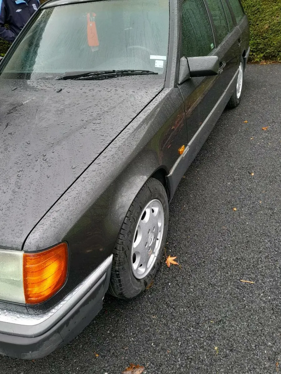 Mercedes estate 200te - Image 2