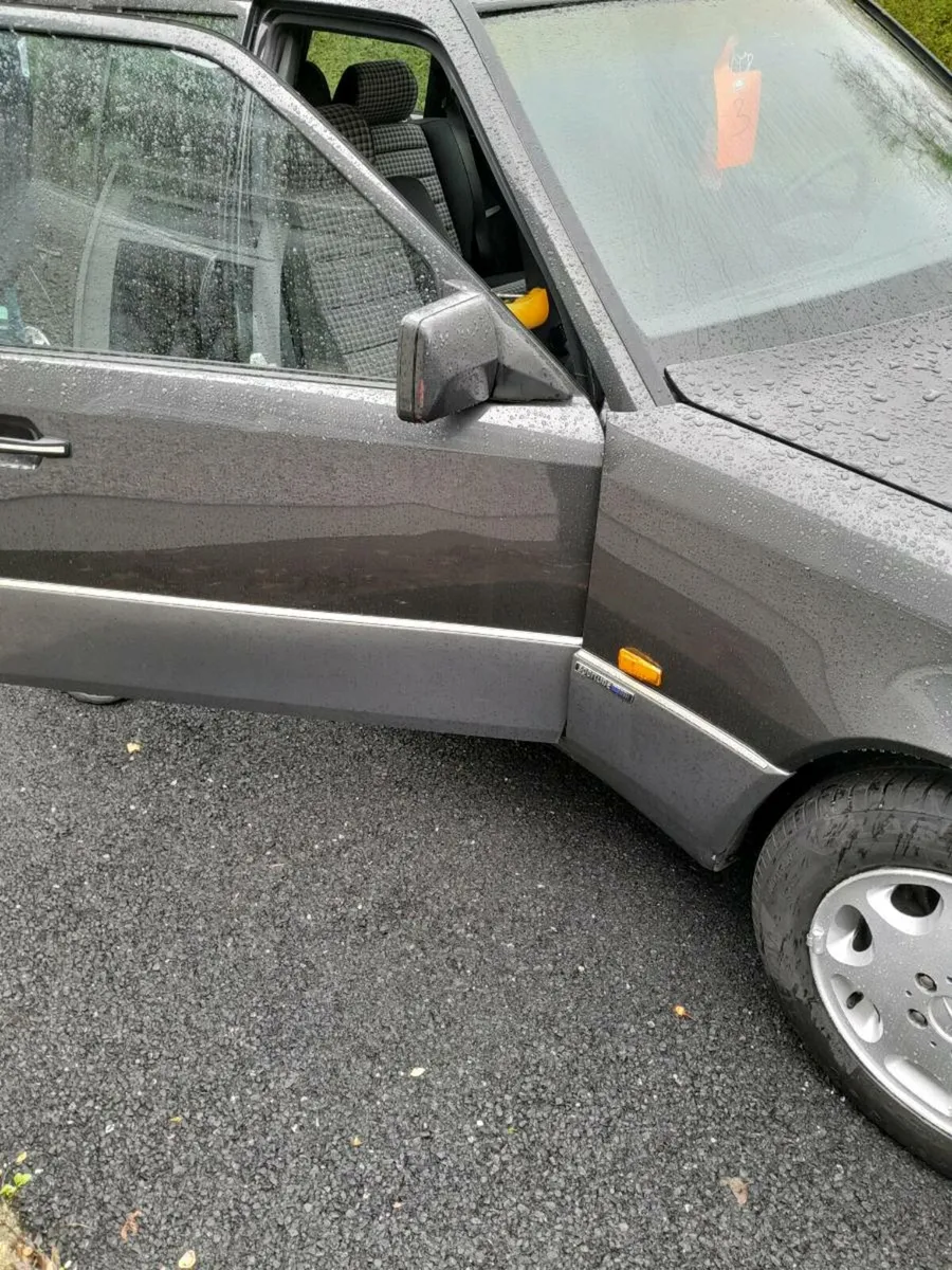 Mercedes estate 200te - Image 3