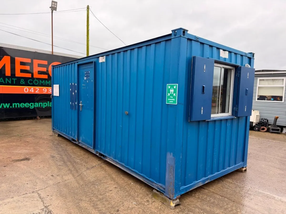 21 X 8 ...SITE OFFICE CONTAINER .....1071V - Image 4