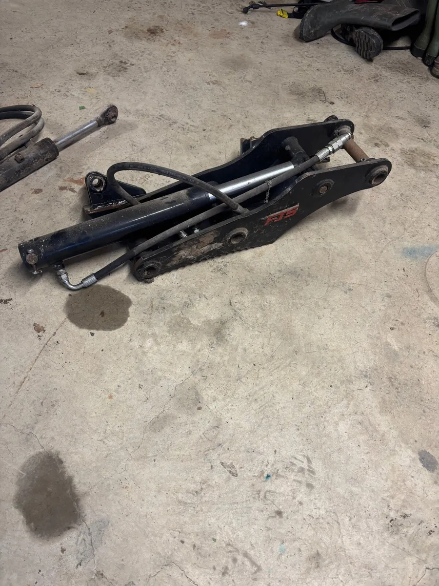 Digger thumb - Image 1