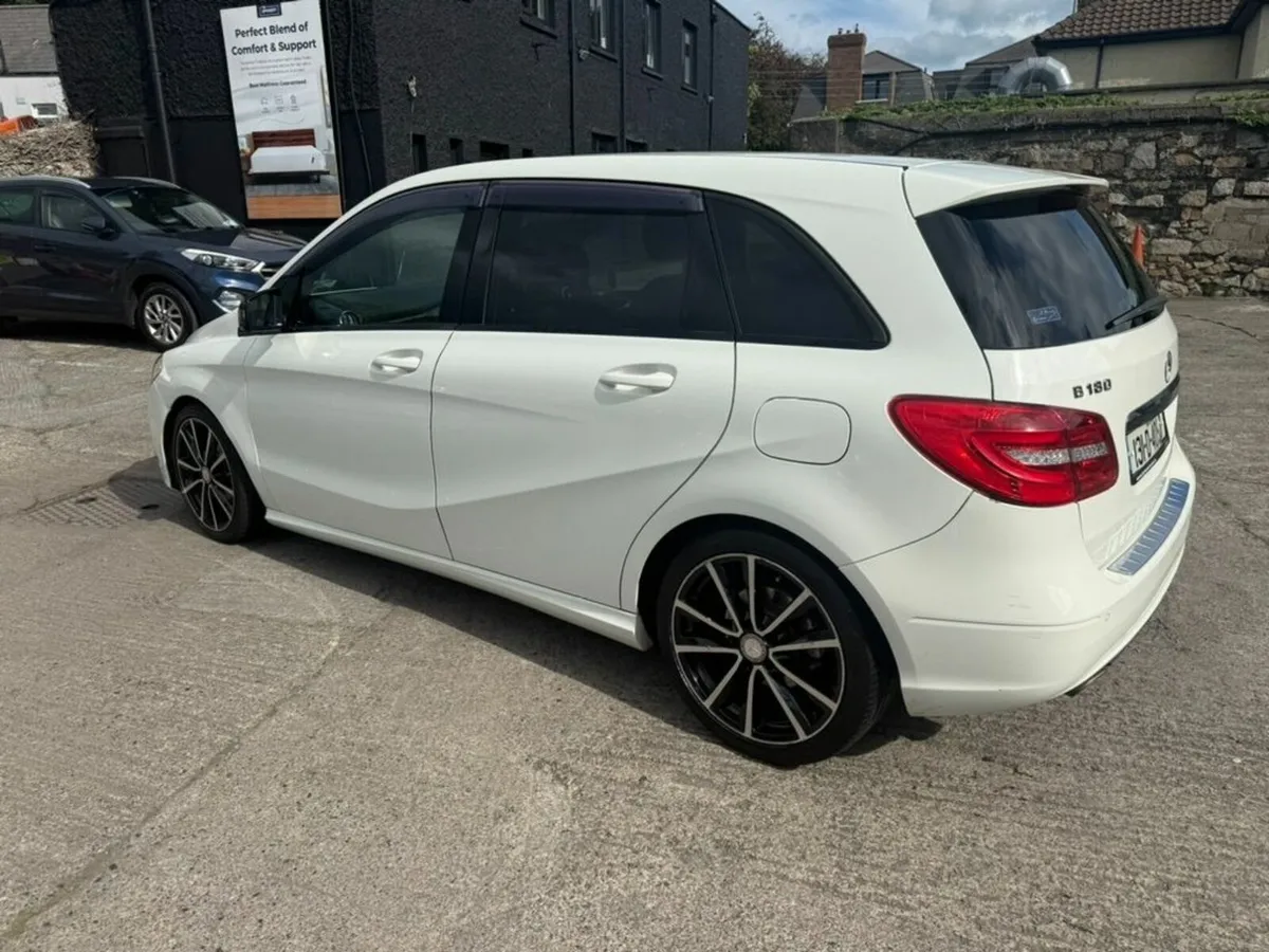 Mercedes-Benz B-Class 2013 - Image 3
