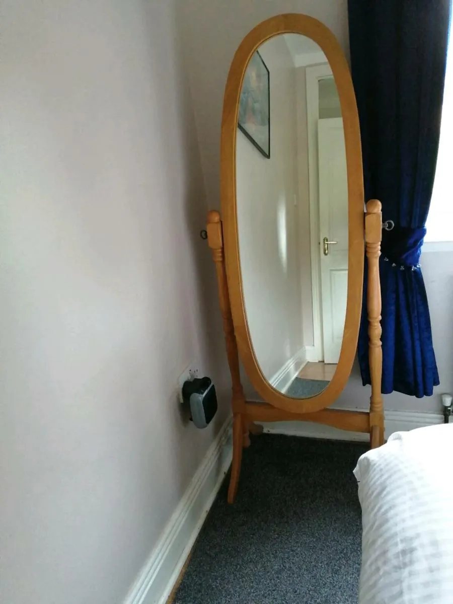 Freestanding mirror - Image 4