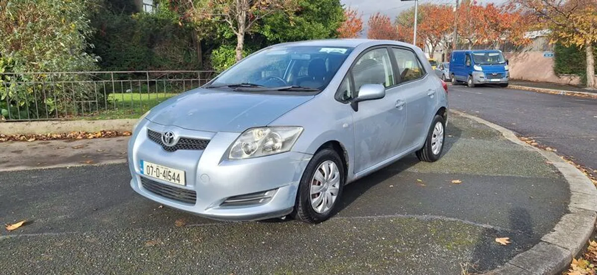 2007 Toyota Auris - Image 2