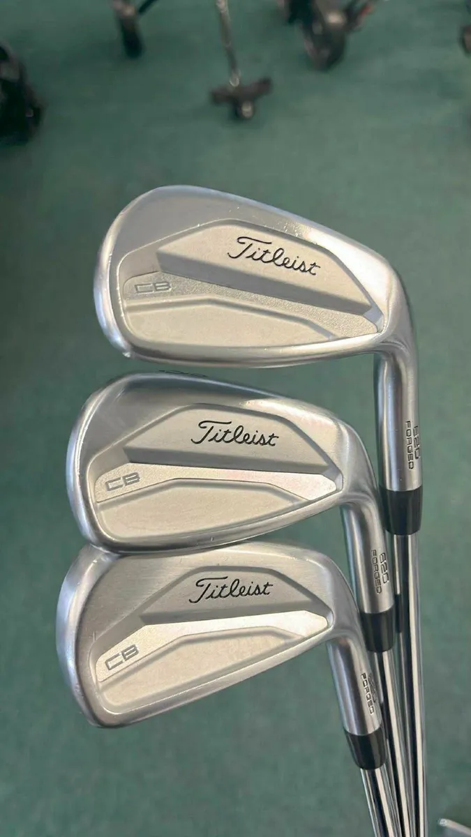 Titleist T200/620 CB Combo 5-PW(7)Stiff €899 - Image 3