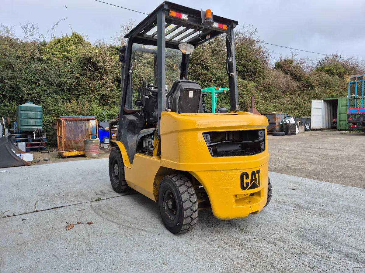 CATERPILLAR DIESEL FORKLIFT - Image 2