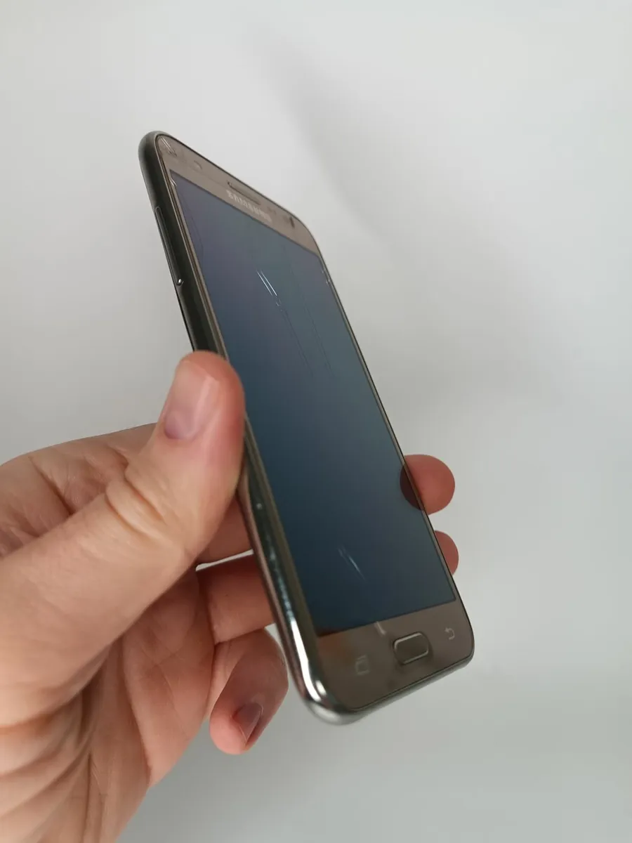 Samsung Galaxy J5 - Image 3