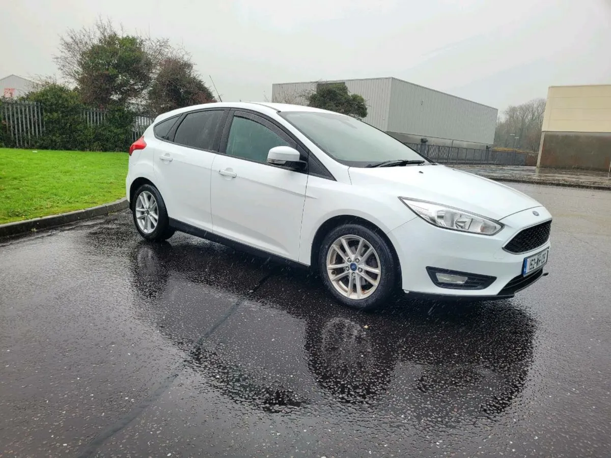 152 FORD FOCUS VAN NEW CVRT LOW MILEAGE. - Image 1