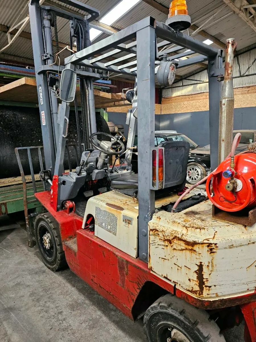 3 ton Forklift - Image 3