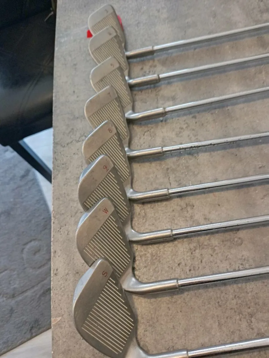 Precision made golf irons. Right handed clubs - Image 3