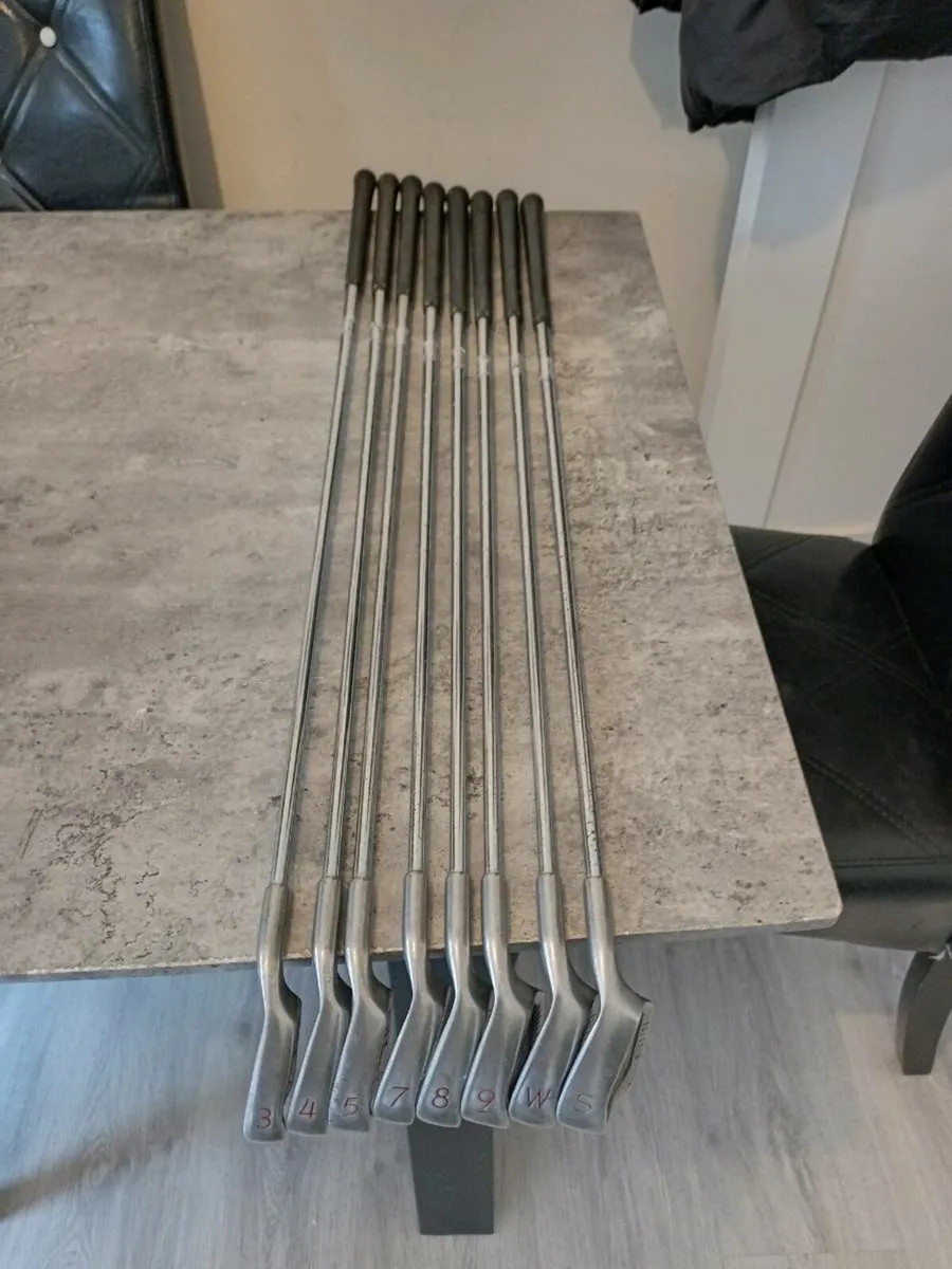 Precision made golf irons. Right handed clubs - Image 4