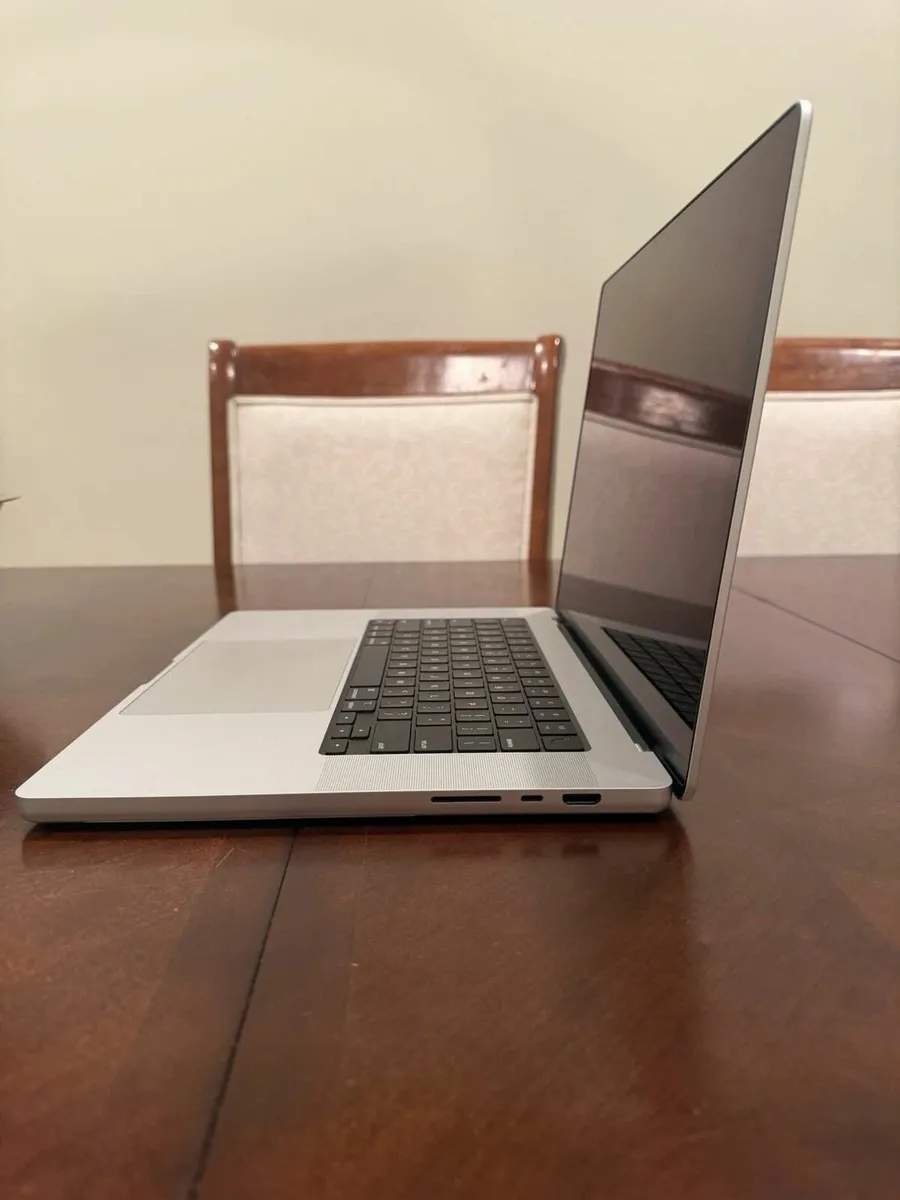 MacBook Pro 16-inch 2023 M2 Pro  512GB 16GB - Image 3