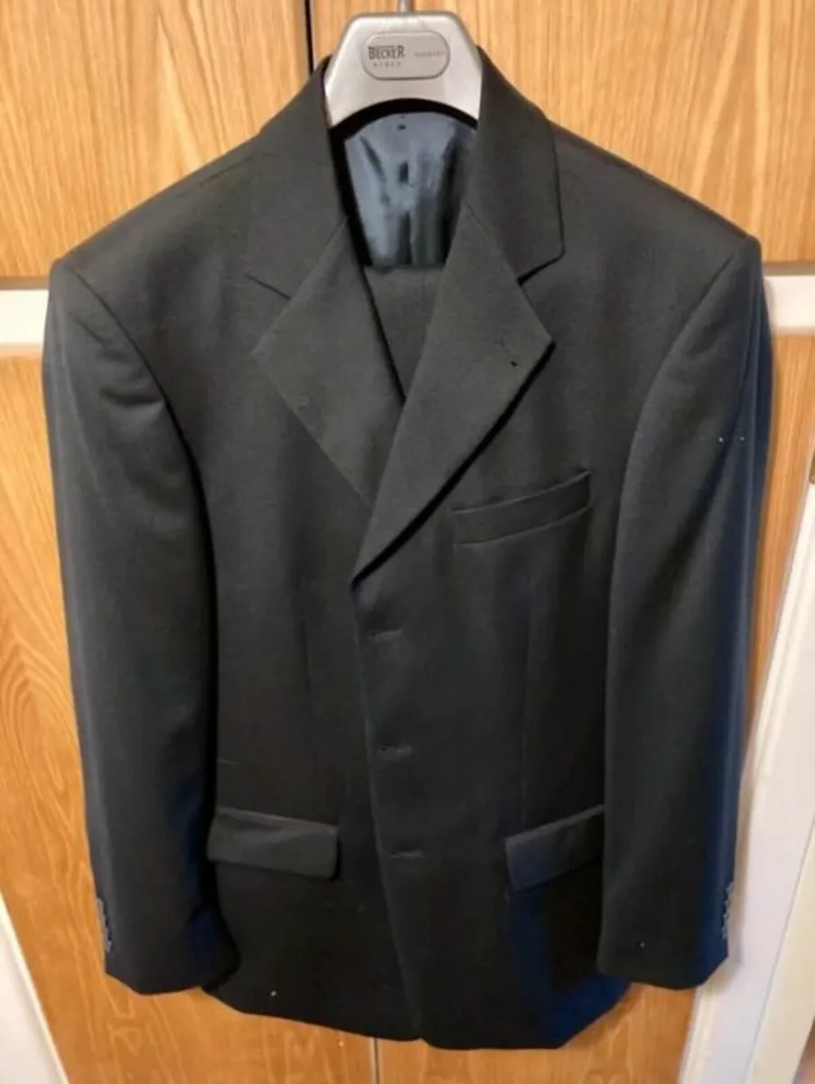 Becker Men’s Black Suit (Jacket & Trousers) - Image 3