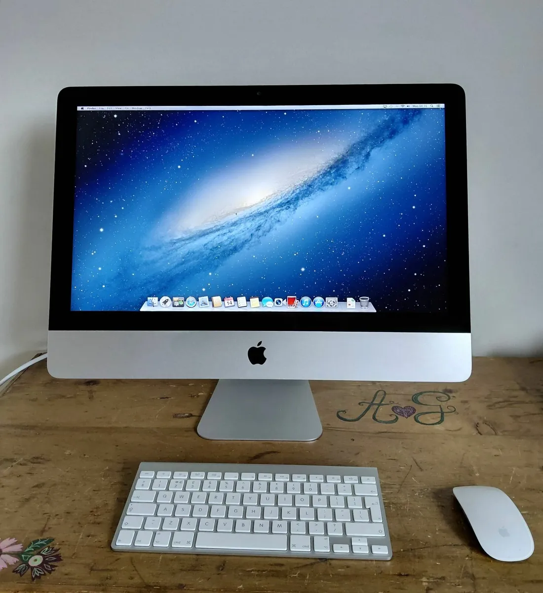 Apple iMac 21.5 inch
