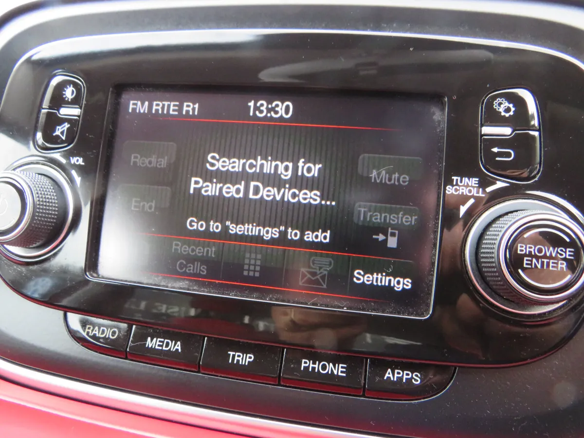 Fiat 500X 2016 5DR LOW MILEAGE DIESEL - Image 2