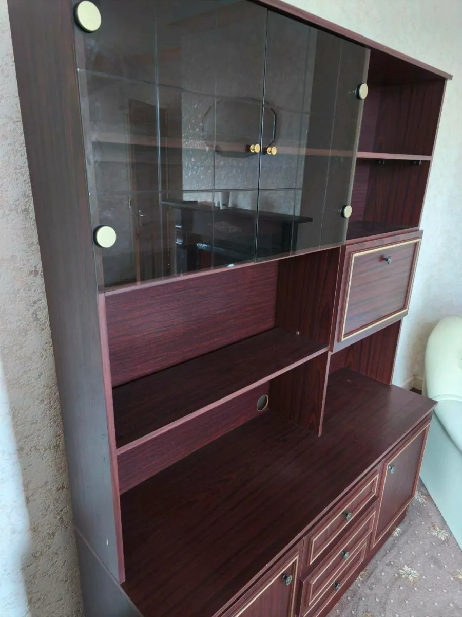 Dresser - Image 2