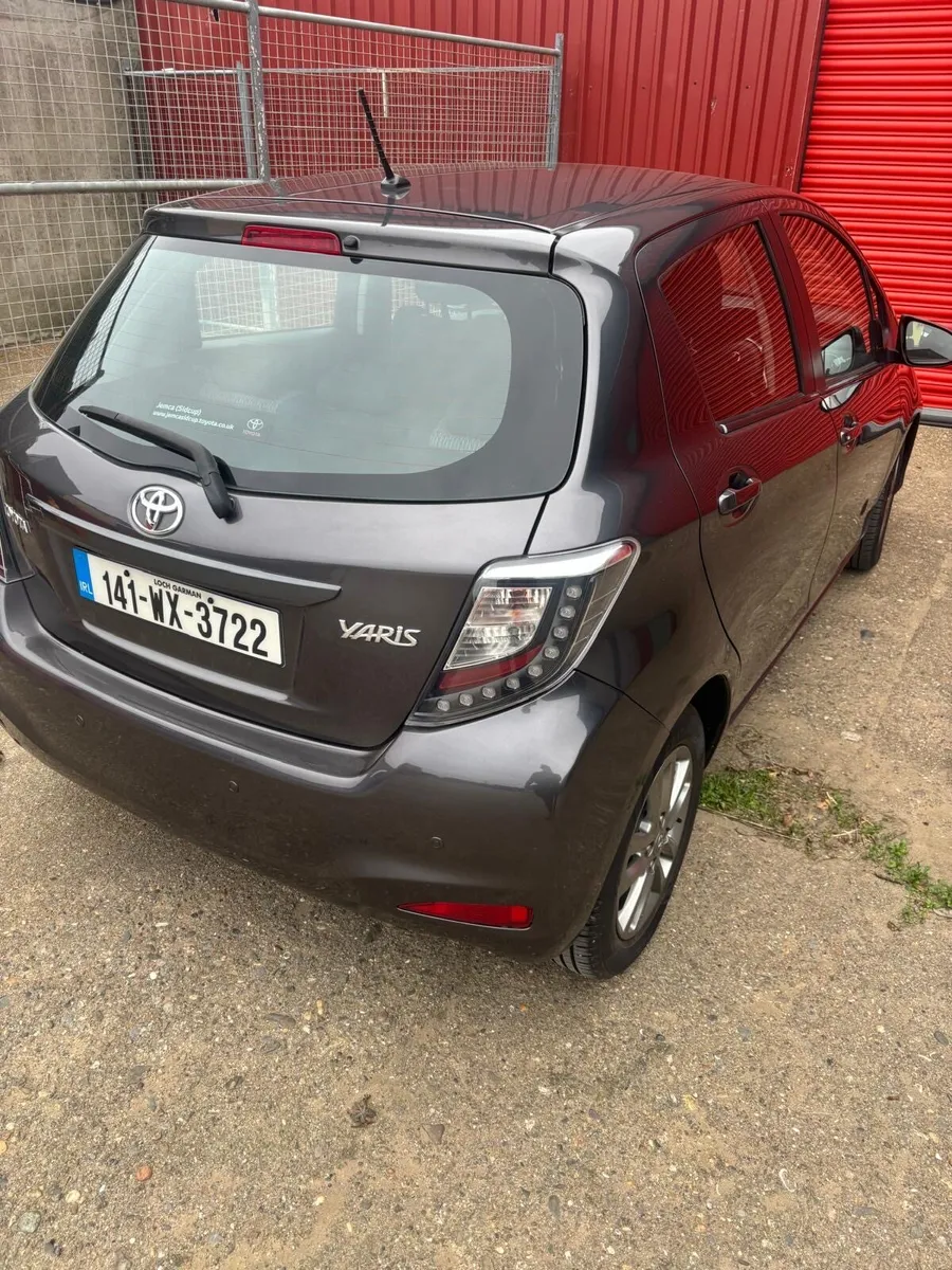 141 Toyota Yaris - Image 2