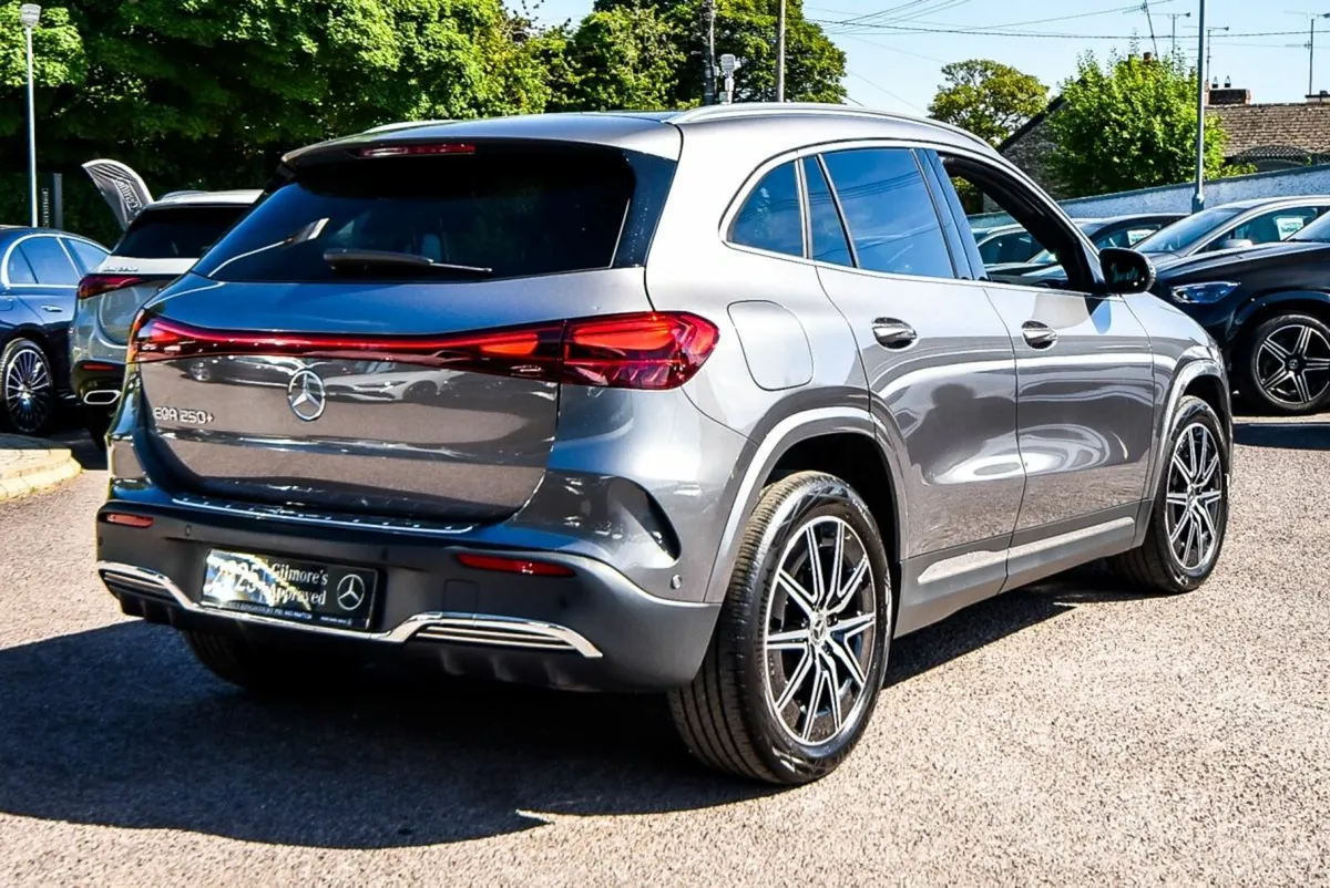 Mercedes-Benz EQA 250+ 560km Range AMG Executive - Image 3