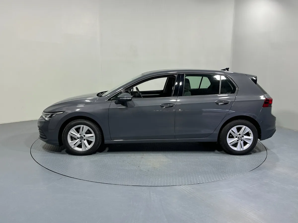 Volkswagen Golf 1.0 Tsi DSG Automatic 232 - Image 4