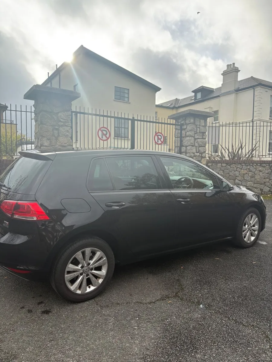 Volkswagen Golf 2013 - Image 2