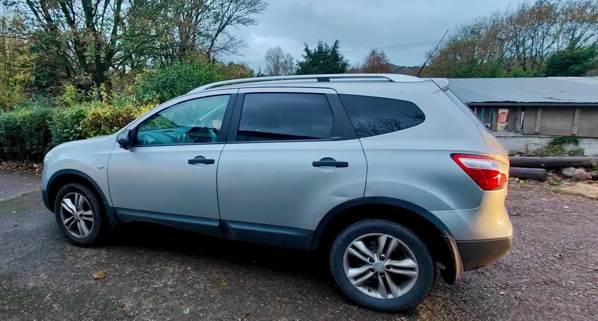 Nissan Qashqai+2 2012 - Image 1