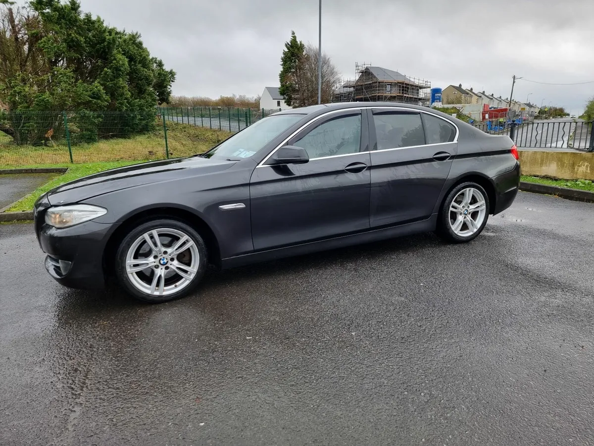 BMW 5-Series 520d Auto 2012 - Image 2