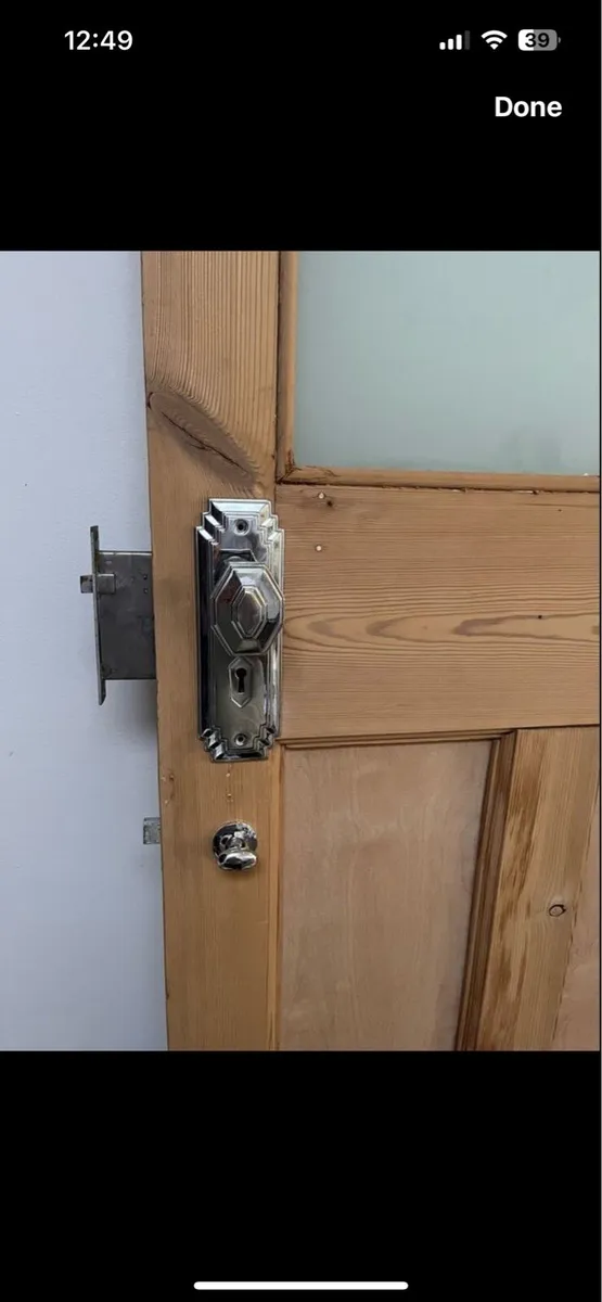 Antique door - Image 1