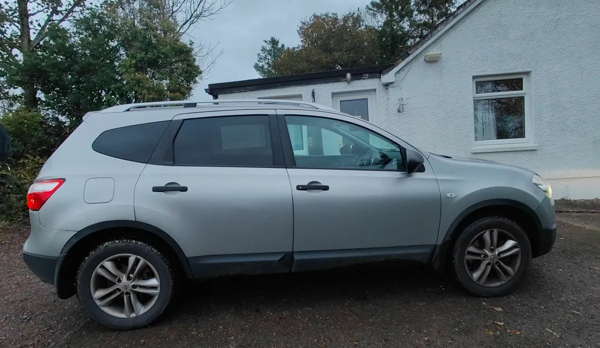 Nissan Qashqai+2 2012 - Image 2