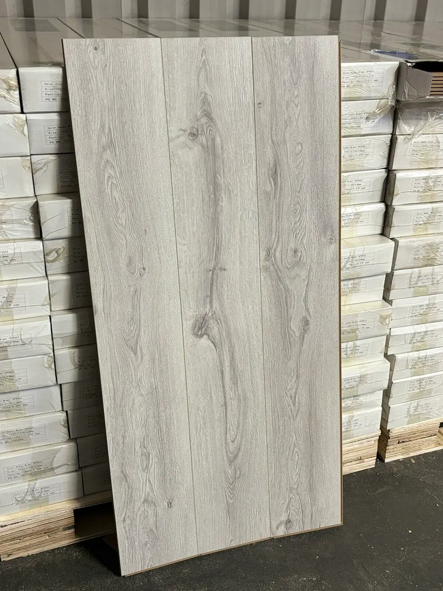 New 12MM High Gloss Flooring - Image 2