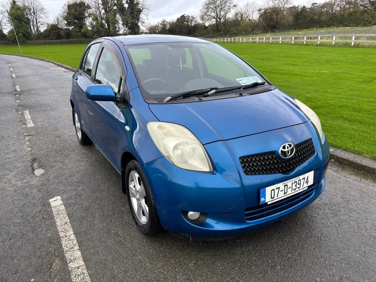 2007 Toyota Yaris - Image 2
