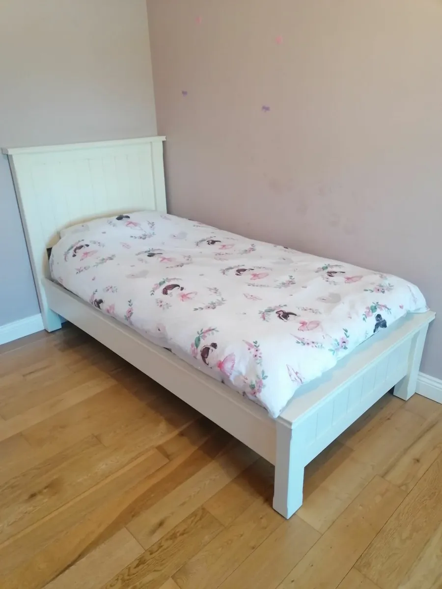 Single Bed x 2 Wood Cream 130 each - Image 4