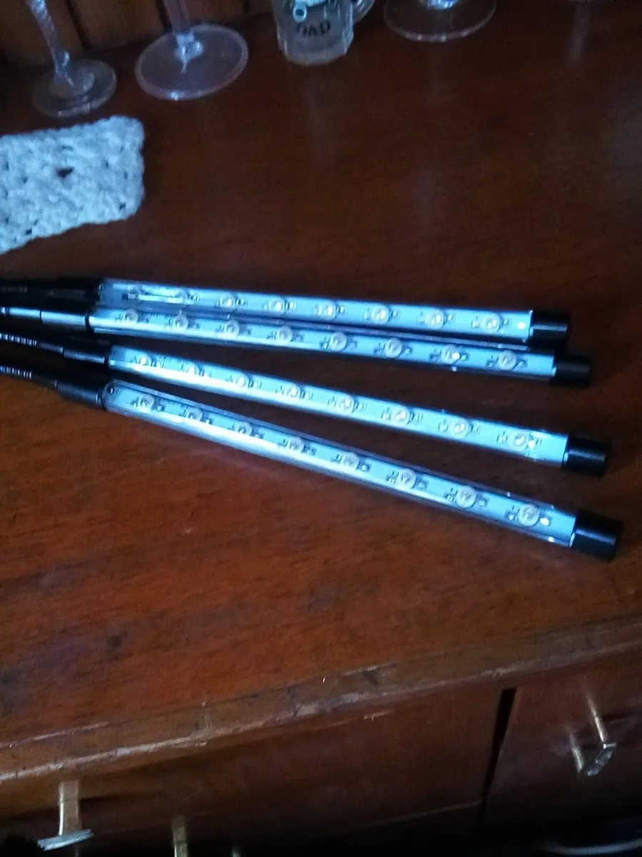 VAZILLIO LED GROW LIGHTS - Image 1