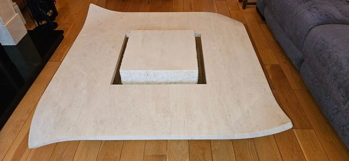 Coffee table - Image 1