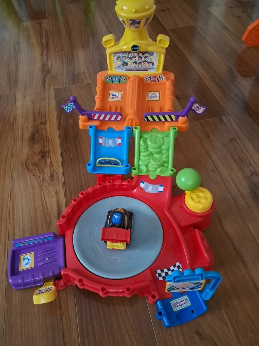 Toys - Image 1