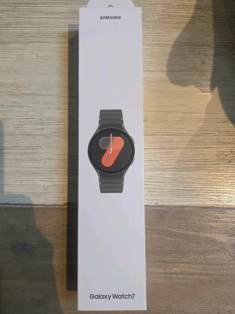 Samsung Galaxy Watch7 - Image 1