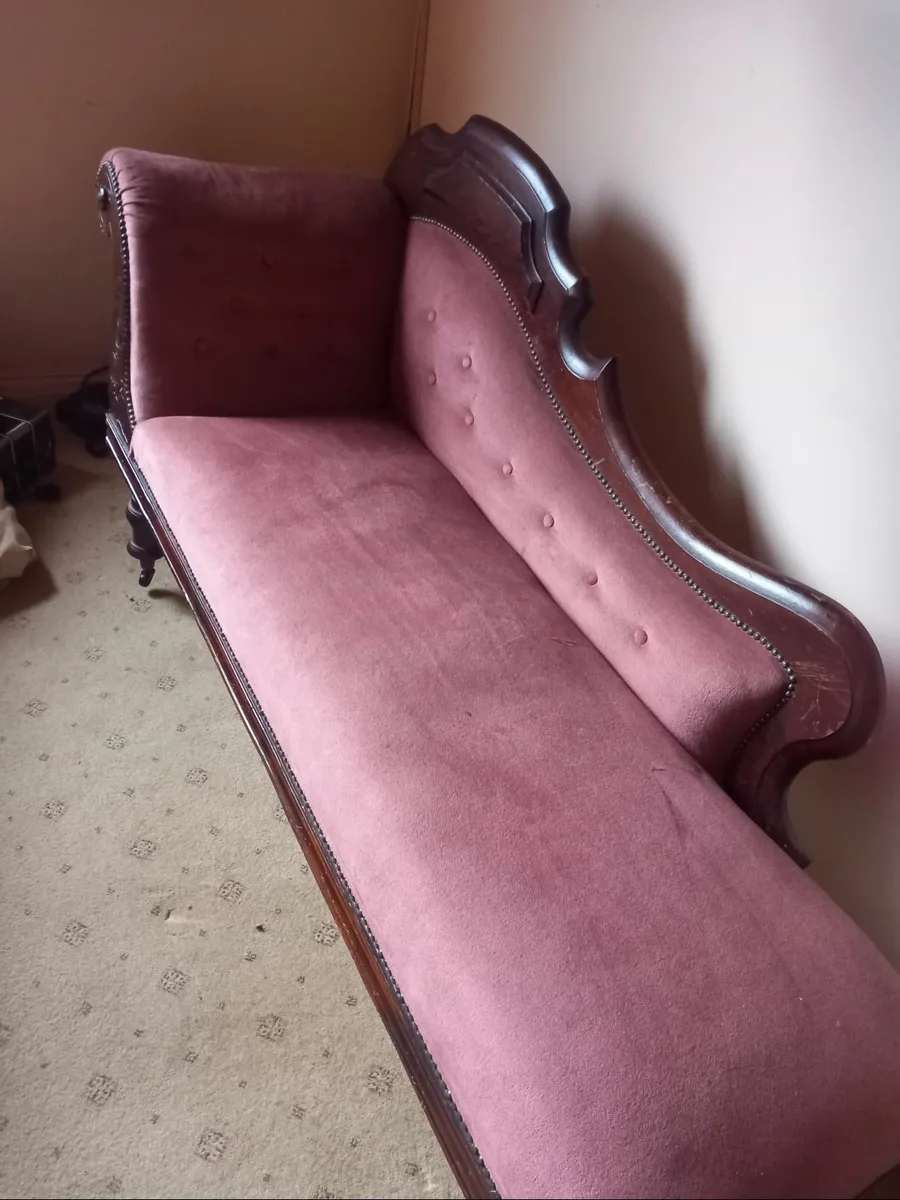 Antique chaise longue - Image 2