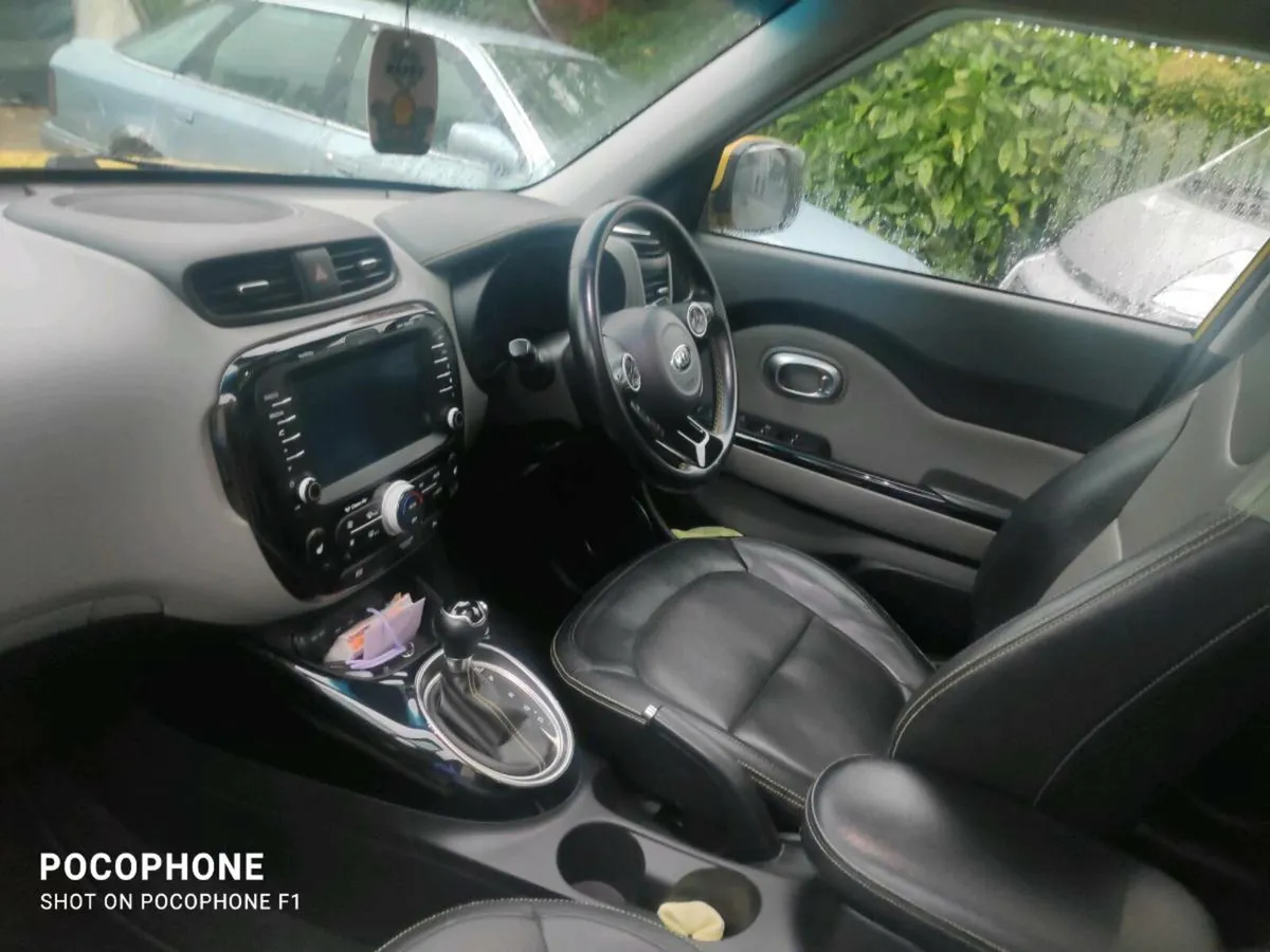 Kia Soul 1.6 D Automatic - Image 4