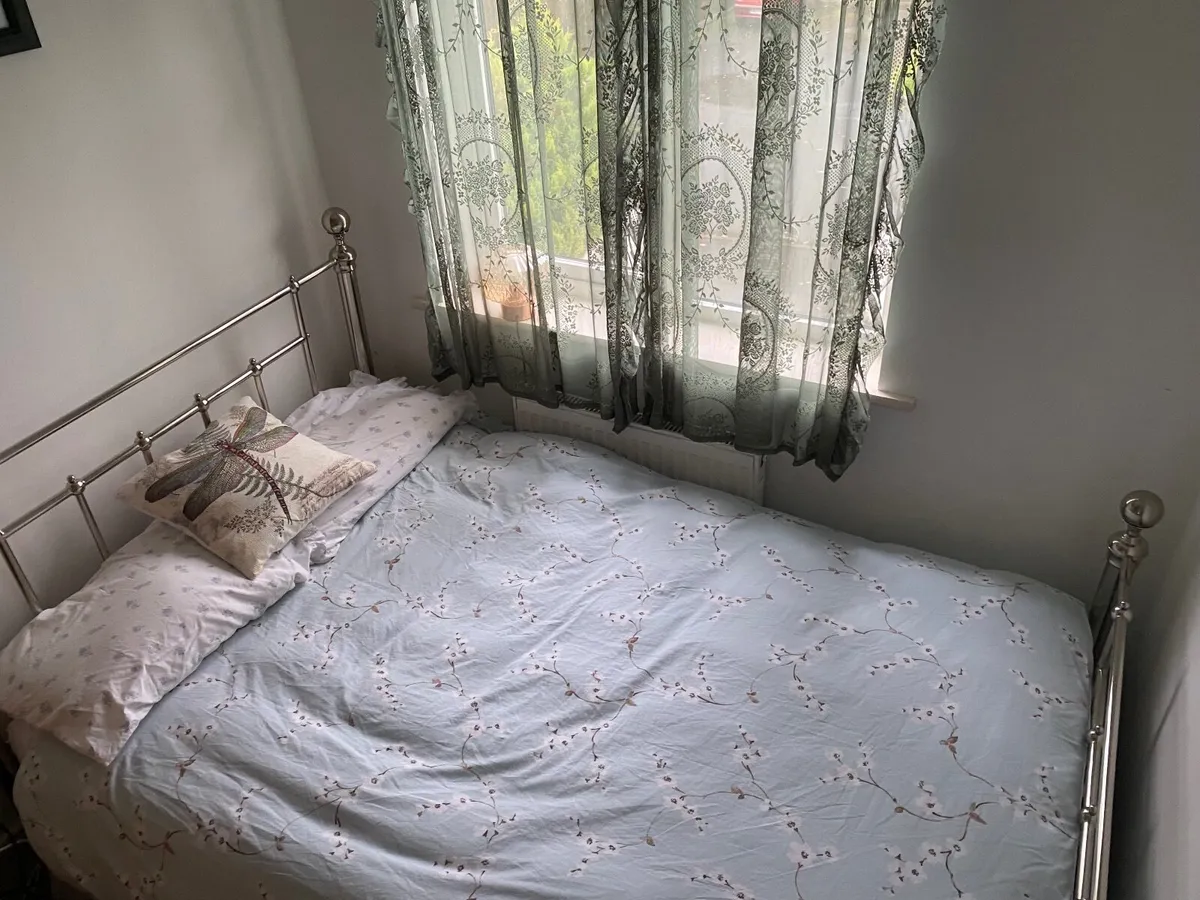 Bed - Luxury, Chrome Small 4ft - Image 4