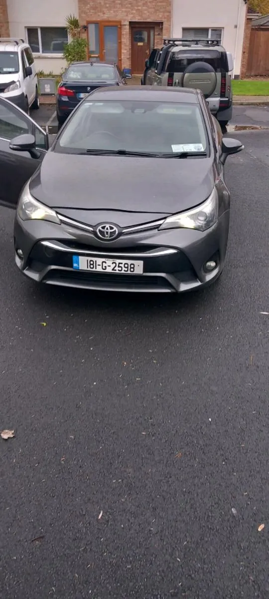 Toyota avensis - Image 3