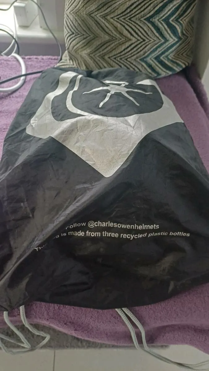 Childerns Horseriding Helmet - Image 1