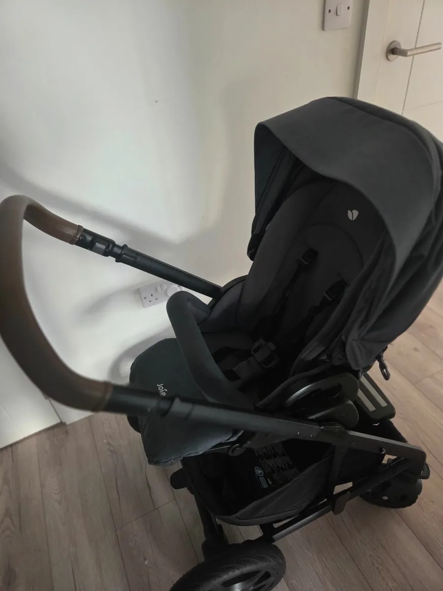 Joie pram - Image 3