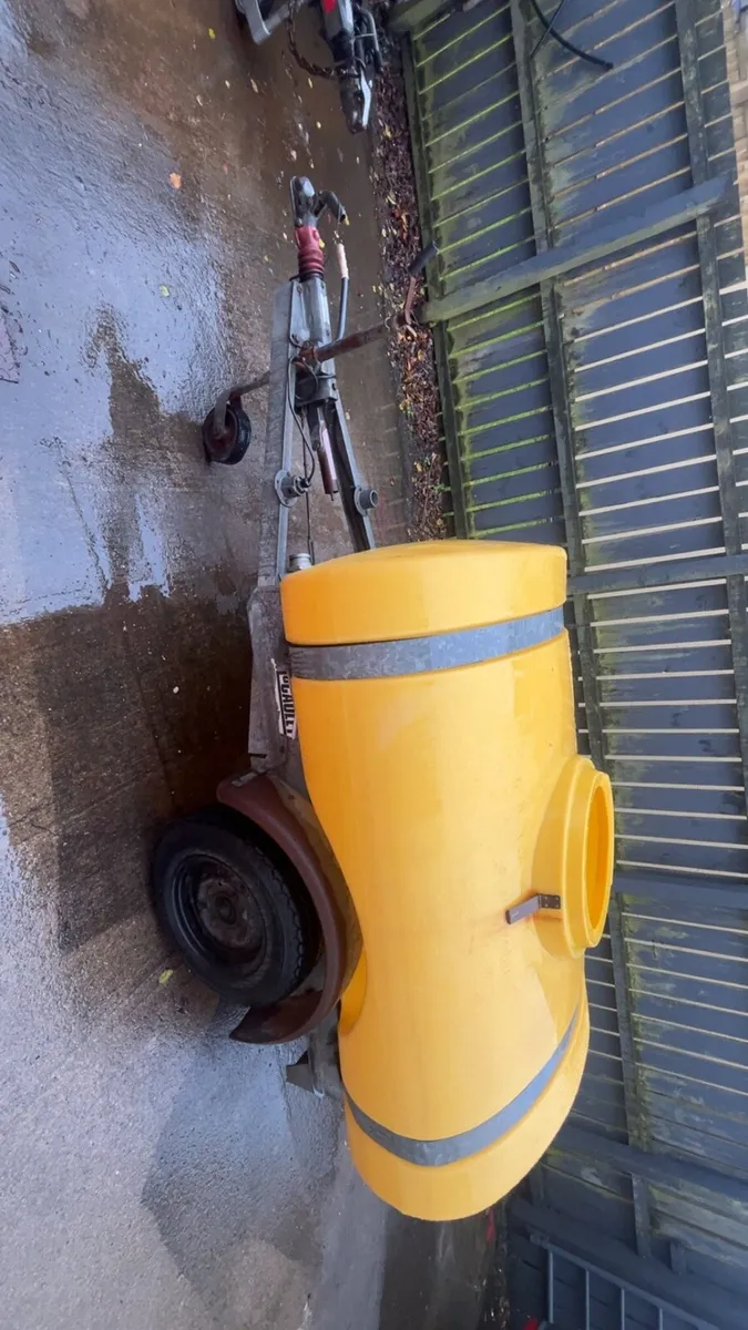 1,100L water bowser - Image 4