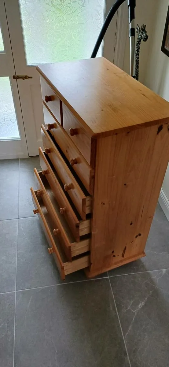 7 Drawer chest - Image 3