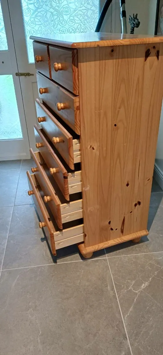 7 Drawer chest - Image 4